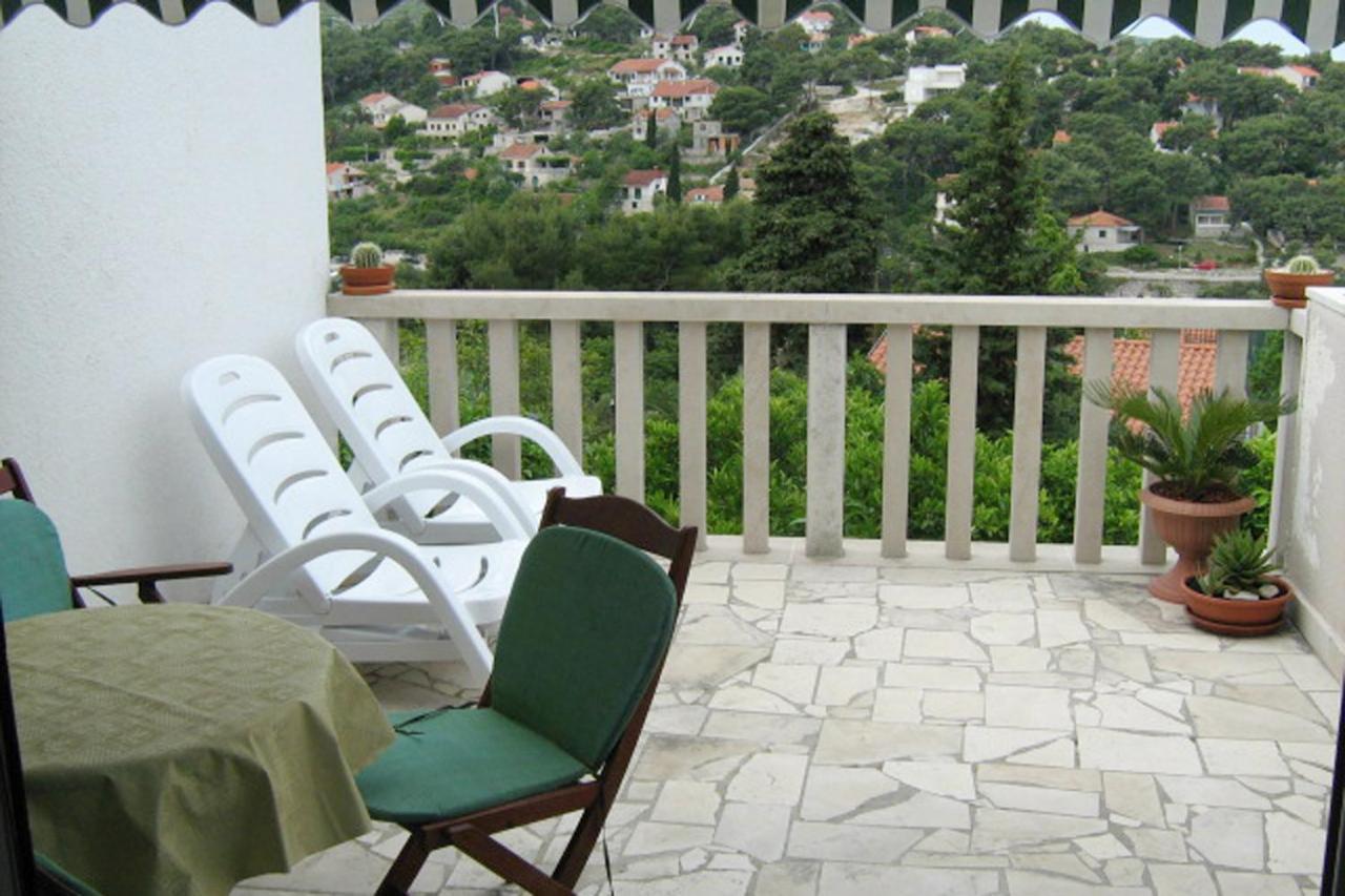 Apartments By The Sea Splitska, Brac - 2923 พอสติรา ภายนอก รูปภาพ