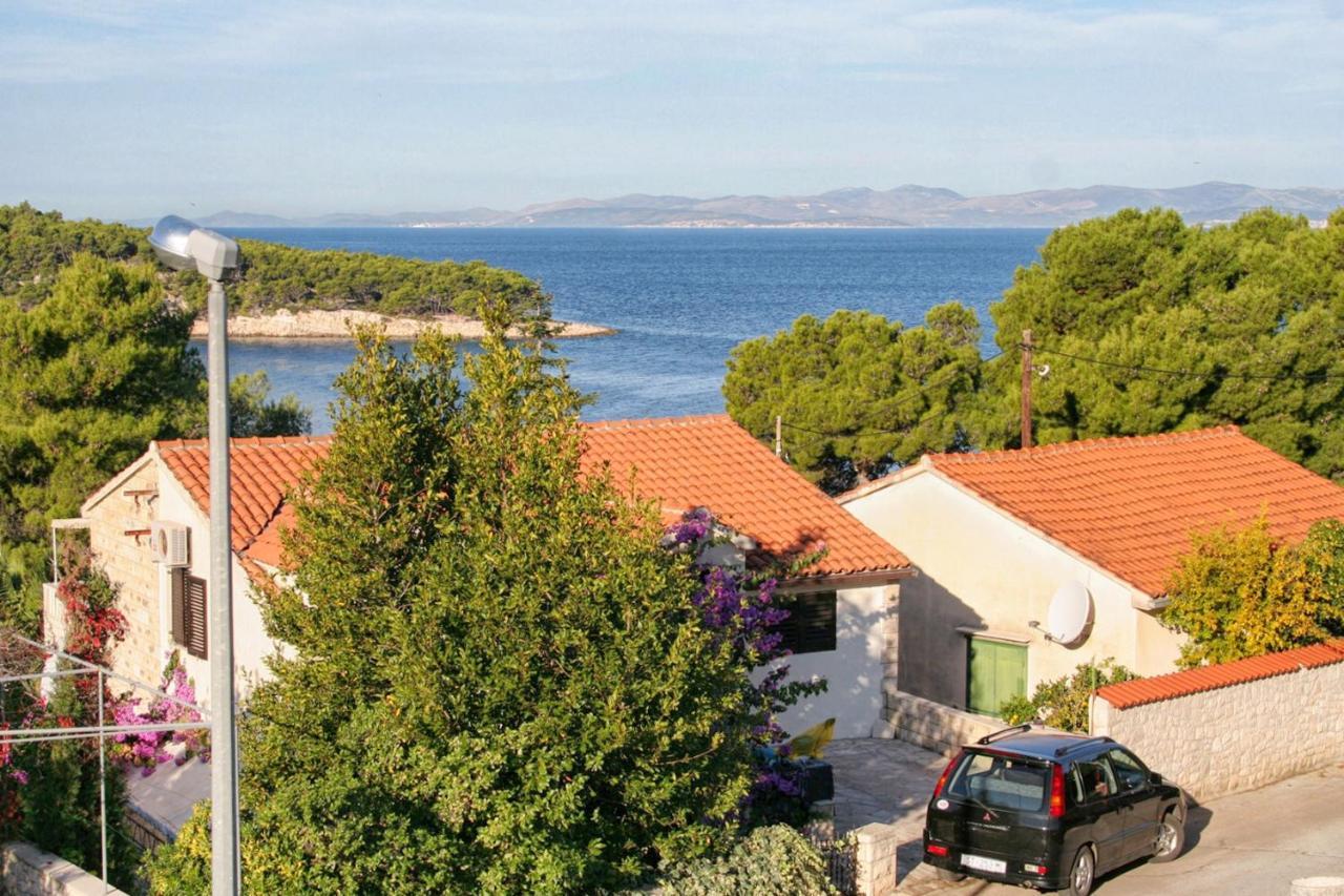 Apartments By The Sea Splitska, Brac - 2923 พอสติรา ภายนอก รูปภาพ