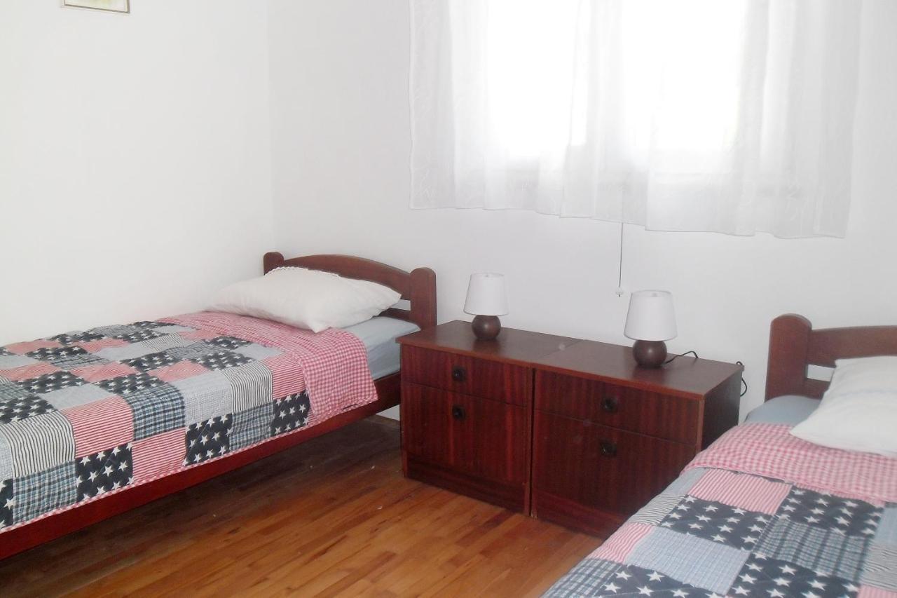 Apartments By The Sea Splitska, Brac - 2923 พอสติรา ภายนอก รูปภาพ