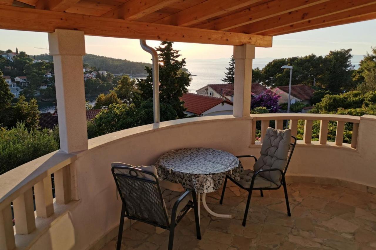 Apartments By The Sea Splitska, Brac - 2923 พอสติรา ภายนอก รูปภาพ