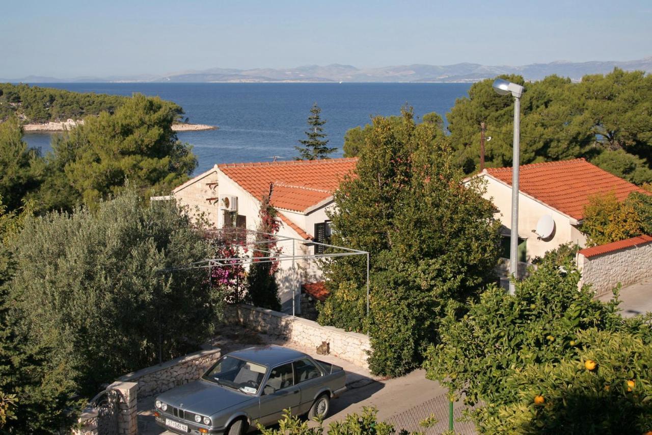 Apartments By The Sea Splitska, Brac - 2923 พอสติรา ภายนอก รูปภาพ